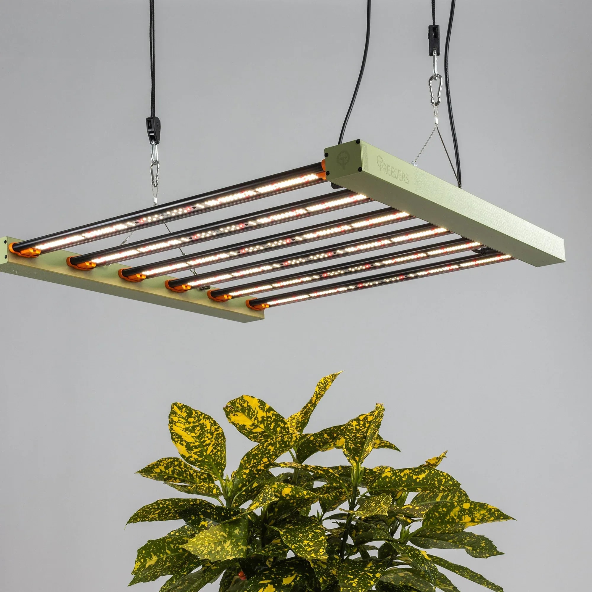 Treegers GL420W LED Grow Lampe 420W Vollspektrum Grow Light mit sechs LED-Leisten für gleichmäßige Ausleuchtung bis 1,2x1,2m Indoor Anbaufläche